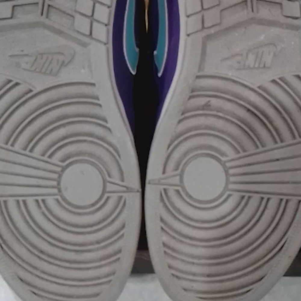 Air Jordan's - Picture 7 of 10